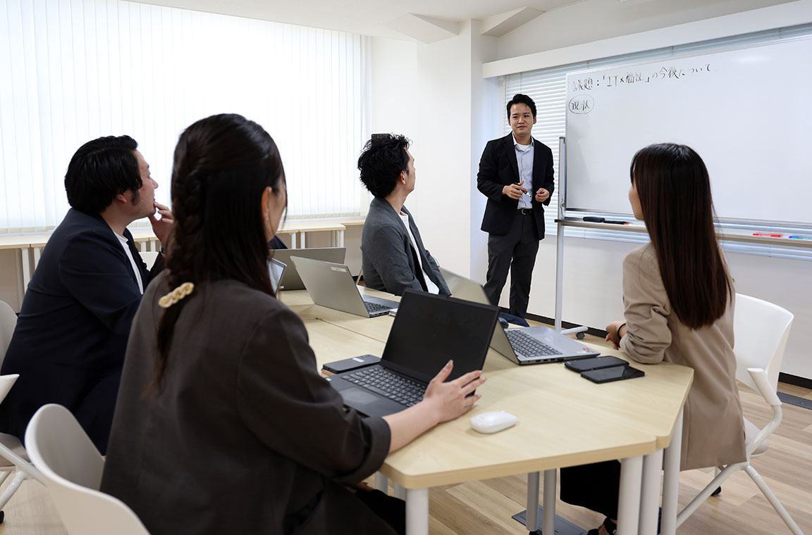 サンクスラボの障がい者雇用支援サービス「サテライトラボ（サテラボ）」を担当する社員たち